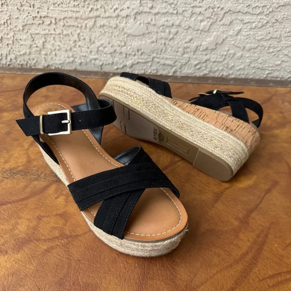 Fergalicious Pounce Black Espadrille Platform Wedge Sandals Womens Size 9M